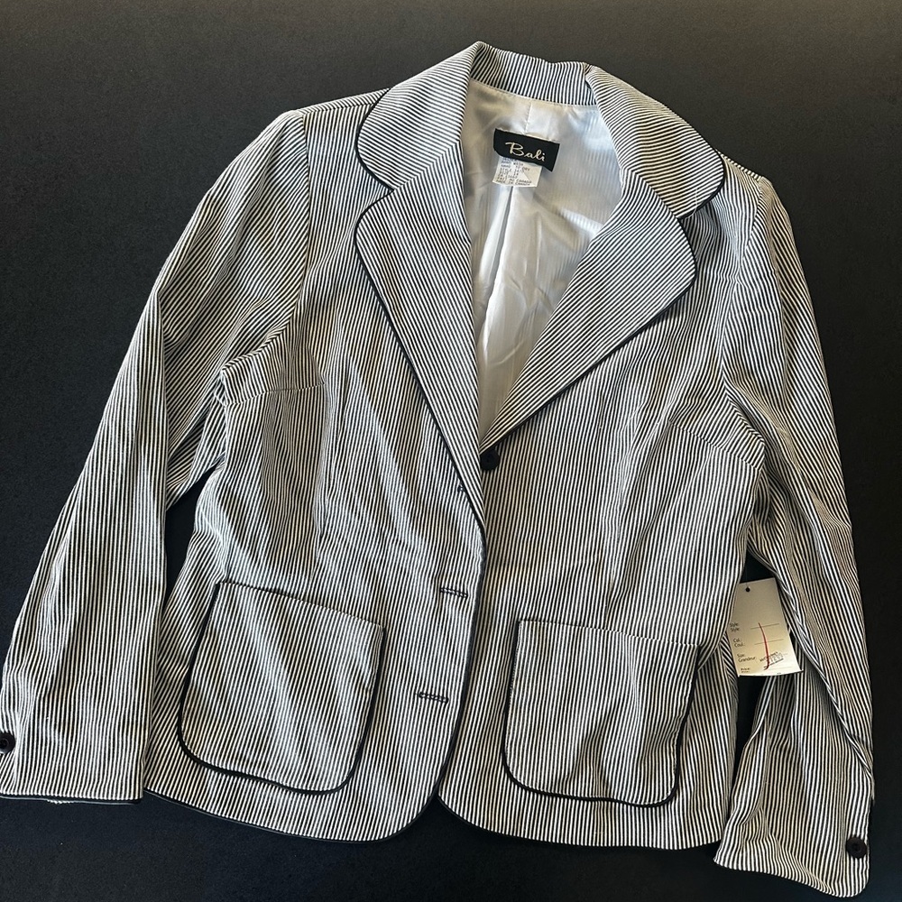 Bali Pinstripe Blazer in Blue and White
